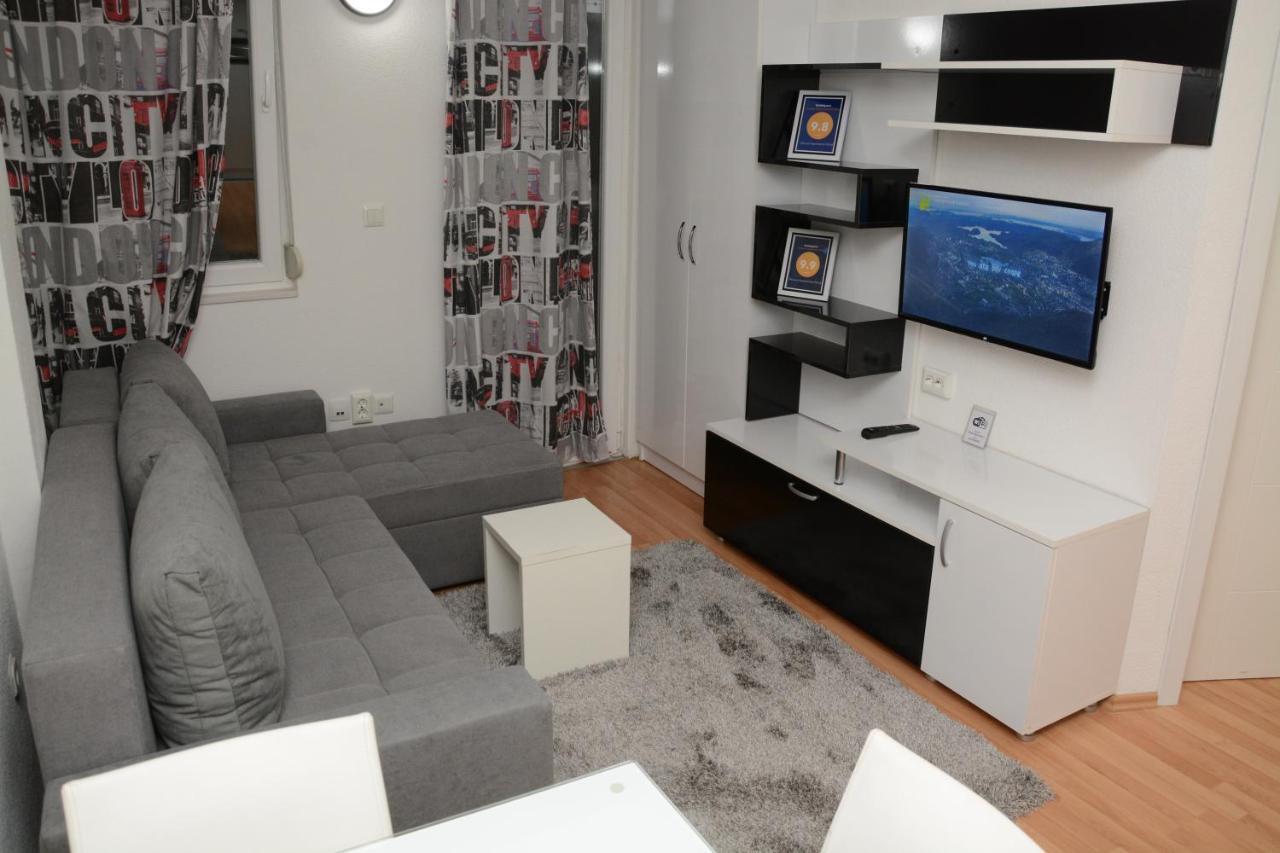 Central Deluxe Apartments オフリド エクステリア 写真