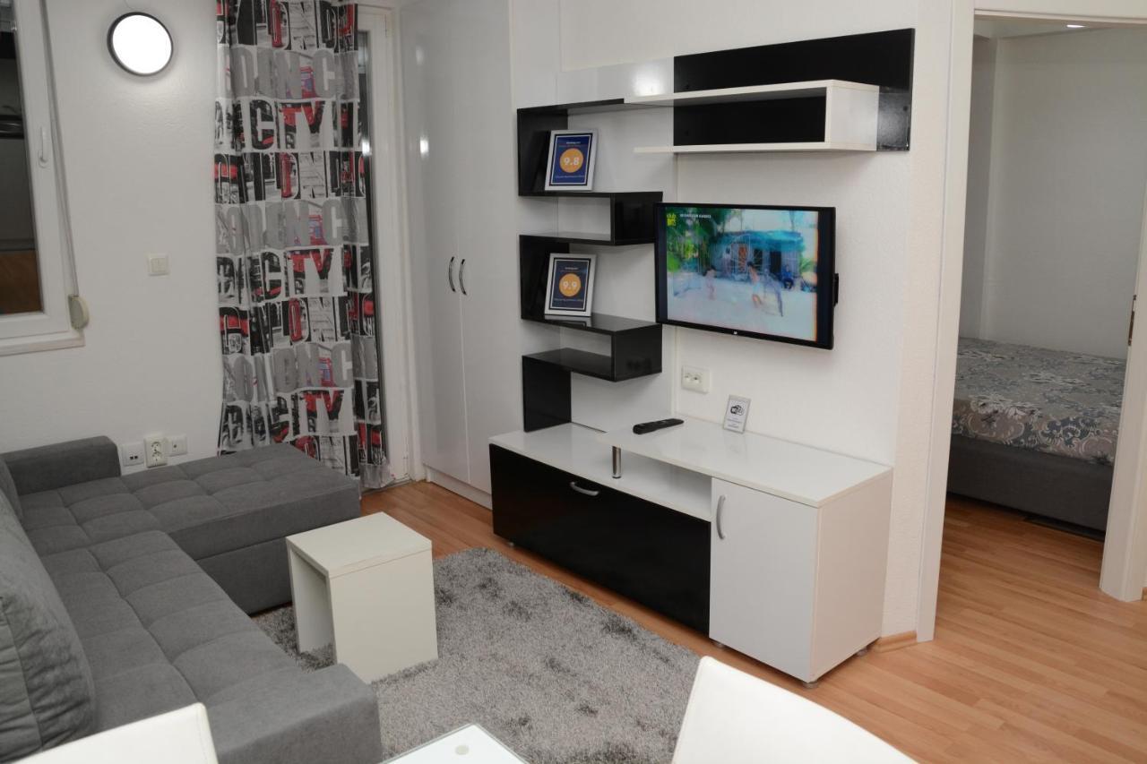 Central Deluxe Apartments オフリド エクステリア 写真