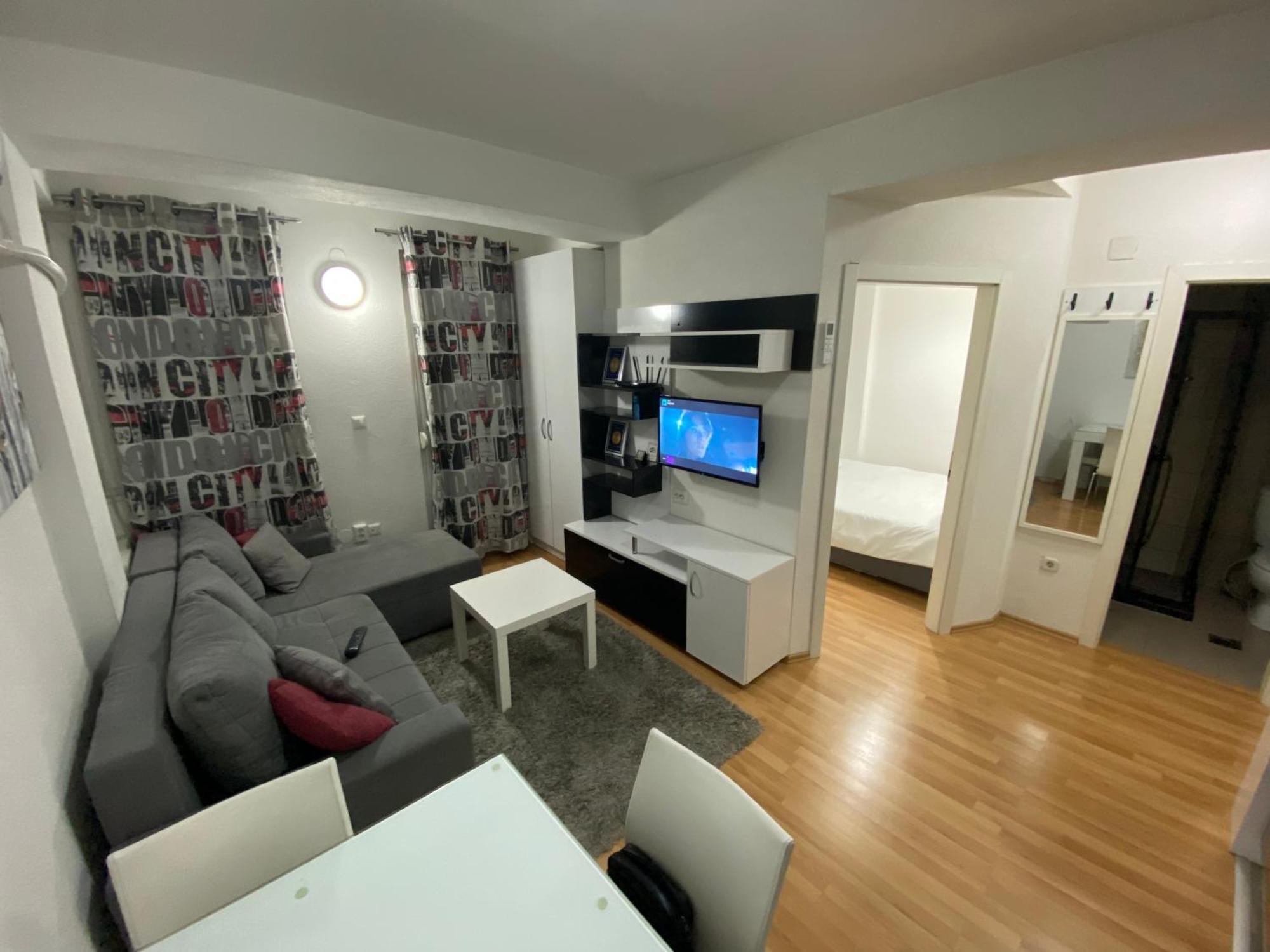 Central Deluxe Apartments オフリド エクステリア 写真