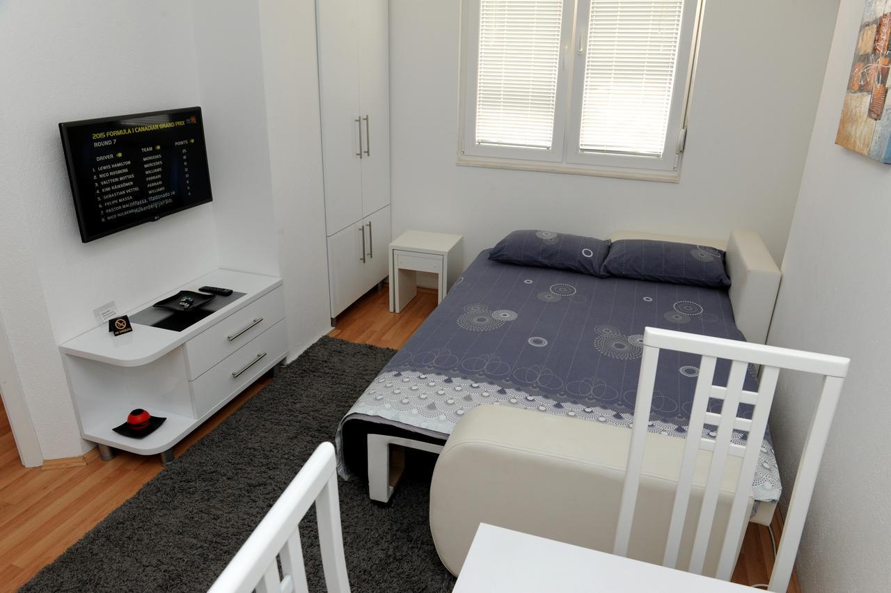 Central Deluxe Apartments オフリド エクステリア 写真