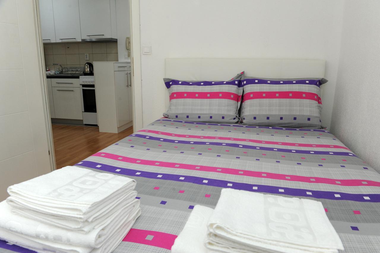 Central Deluxe Apartments オフリド エクステリア 写真