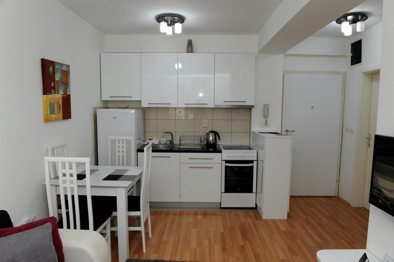 Central Deluxe Apartments オフリド エクステリア 写真
