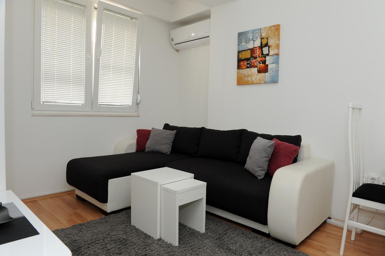 Central Deluxe Apartments オフリド エクステリア 写真