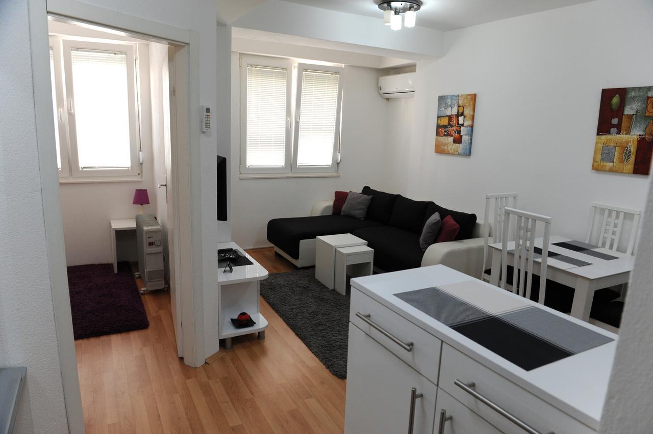 Central Deluxe Apartments オフリド エクステリア 写真